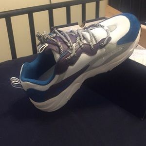 Sneakers for sale !! Fils